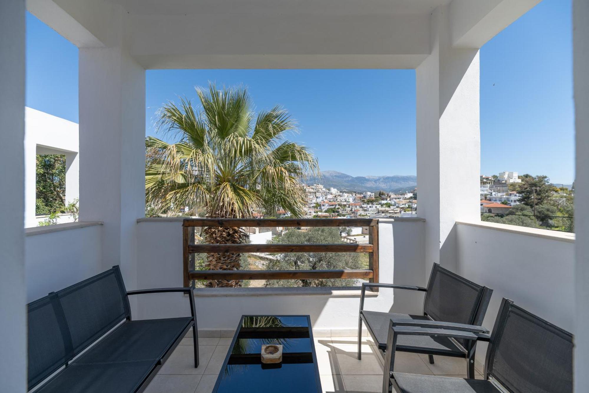 Korfes Apartments Kamilari Luaran gambar