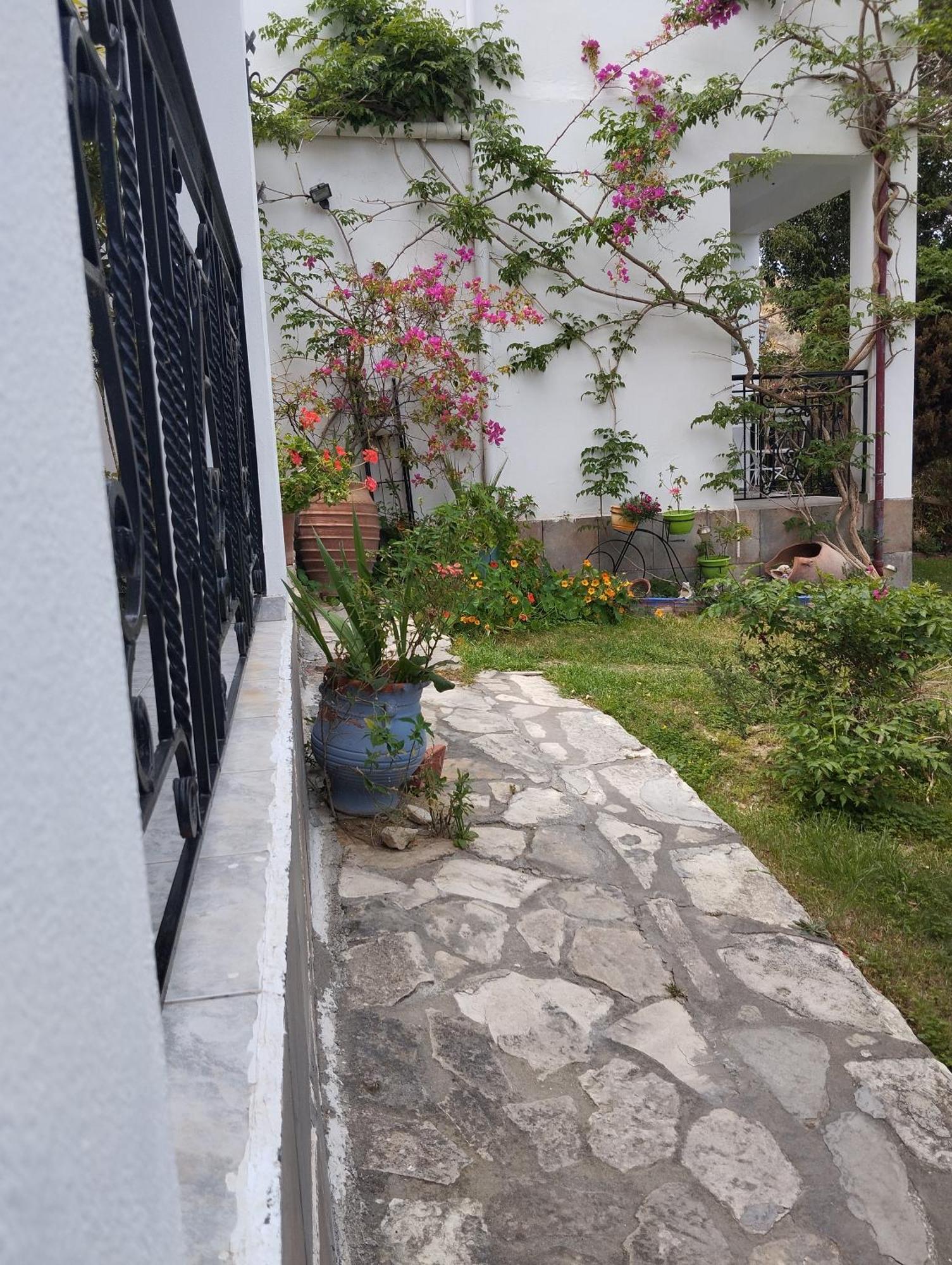 Korfes Apartments Kamilari Luaran gambar