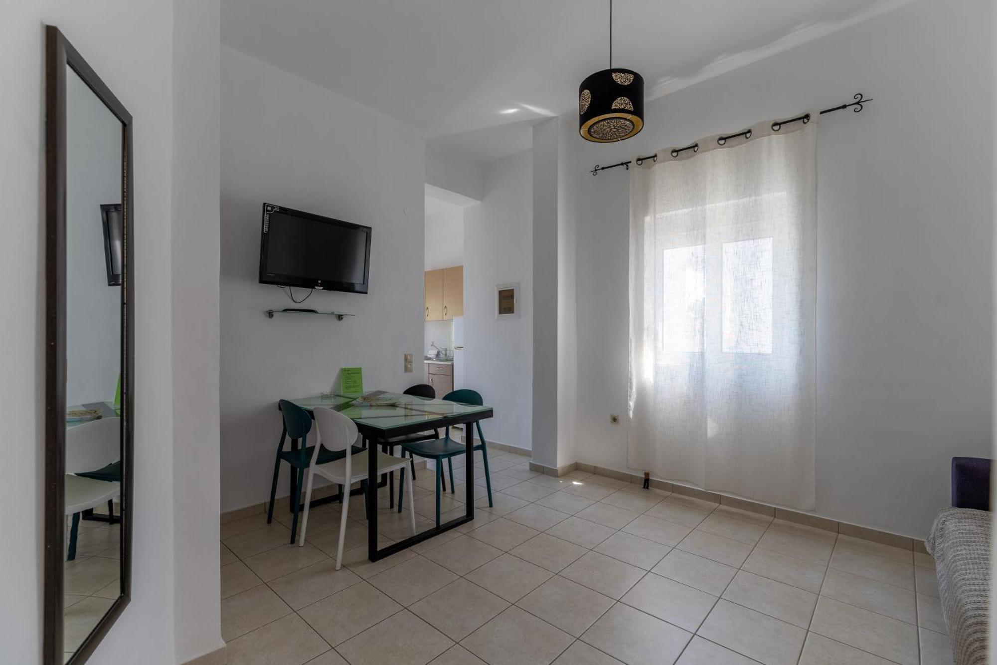 Korfes Apartments Kamilari Luaran gambar