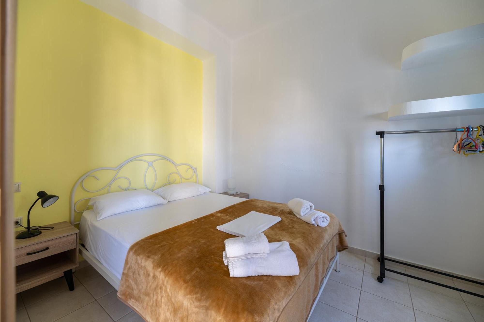 Korfes Apartments Kamilari Luaran gambar